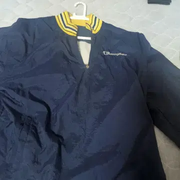 Champion 네이비 나일론 자켓