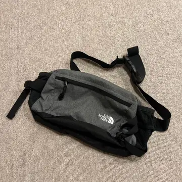 The North Face 힙색 그레이 블랙