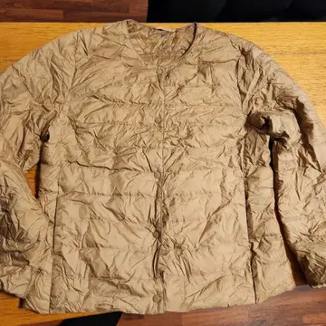 UNIQLO 울트라 라이트 다운 XL 베이지