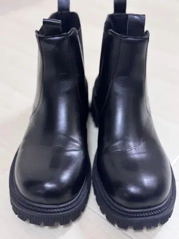 새상품급! 블랙 사이드 고어 숏부츠 24.0~24.5