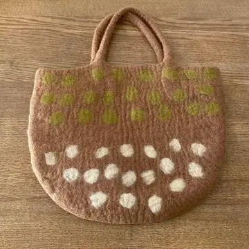 펠트백 토트백 도트 무늬