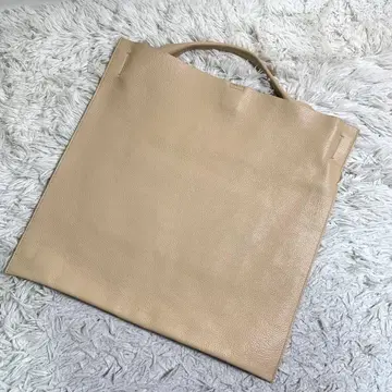 컨디션 최상 질 샌더 Xiao 샤오 토트백 가죽 주름 가죽 베이지