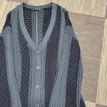 지나시스 다크 그레이 레이스 짜임 V넥 봄/가을 가디건