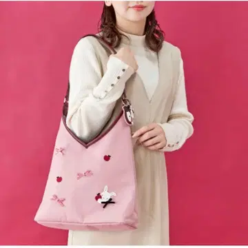 패밀리아 familiar 토트백 가을 패밀리아 쇼 2025