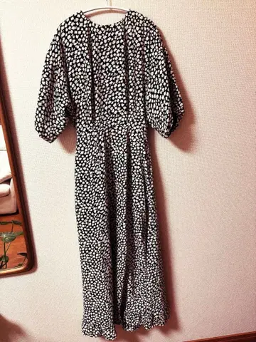 론 헤르만 벨로아 원피스