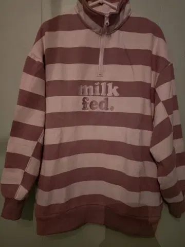 milk fed. 하프 지퍼 트레이닝복