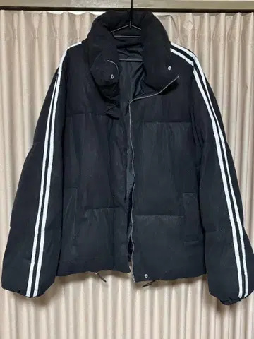 블랙 다운 자켓