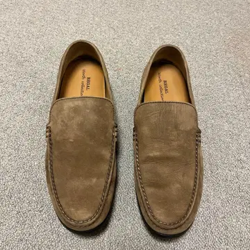 브라운 스웨이드 슬립온 로퍼