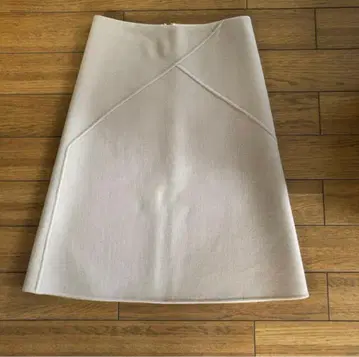 드로어 베이지 플레어 스커트 36