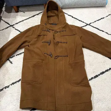 UNIQLO 브라운 더플 코트 토글 버튼 포함