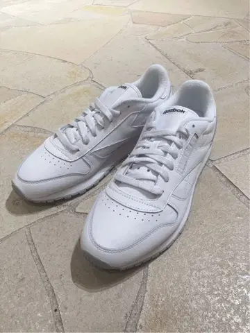 유나이티드 애로우즈 별주 Reebok 클래식 레더 스니커즈