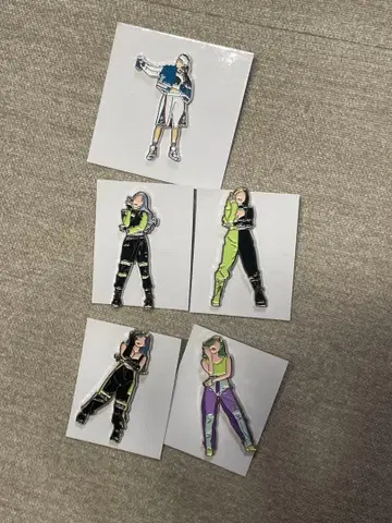 마마무 핀 배지 묶음 판매