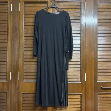 MELROSE 블랙 롱 원피스 사이드 슬릿