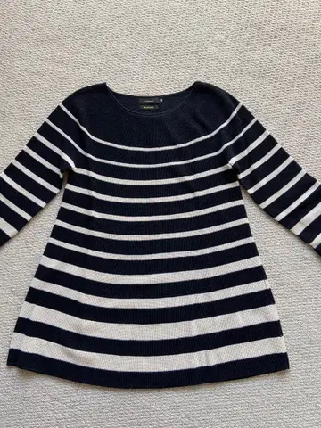 새상품 7- I Dconcept 보더 니트