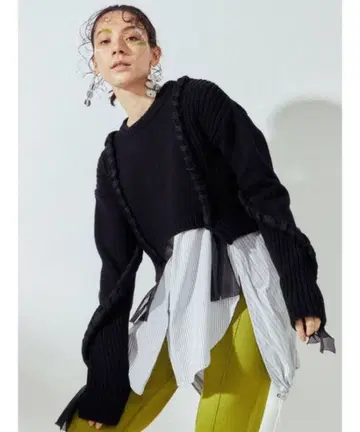 UN3D. 브레이드 숏 니트 블랙