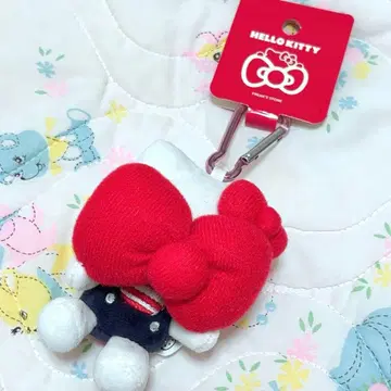 freaks store 프릭스스토어 키티 콜라보 키링