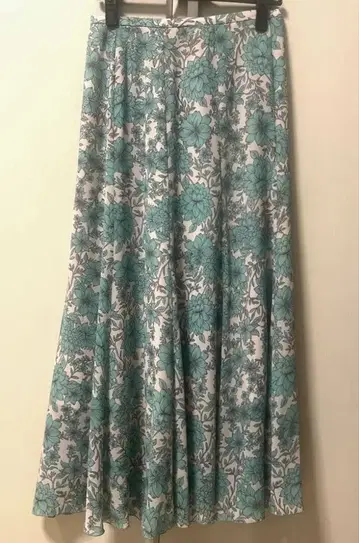 아나이 보타니컬 쉬폰 스커트 에메랄드 그린 꽃무늬
