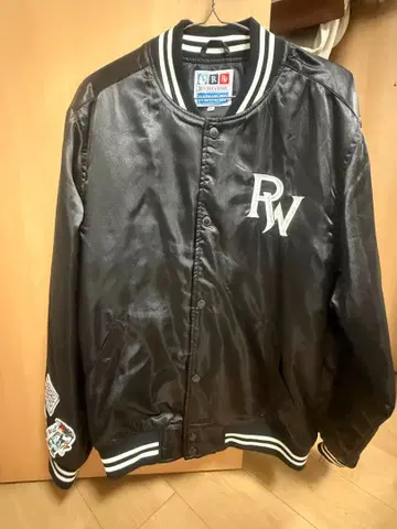 RADWIMPS 바시티 자켓 블랙