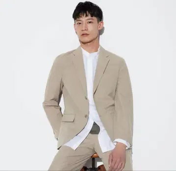 유니클로 감동 자켓 2WAY 스트레치