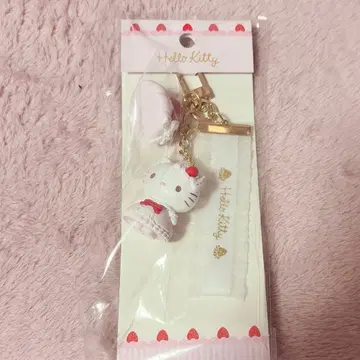 딸기 휘핑 케이크 헬로키티 차미키티