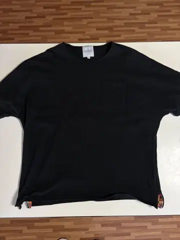 rehacer T셔츠 플라워 사이드 슬릿