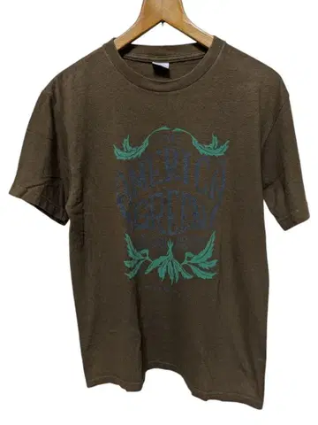 상태 A TMT의 T셔츠