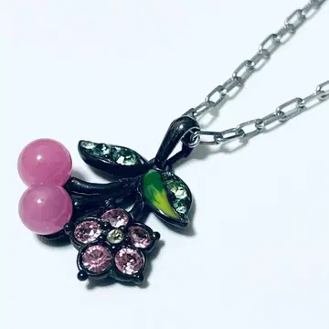 ANNA SUI 체리 모티브 목걸이