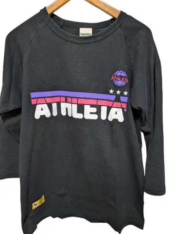 상태 A - 아스레타와 리의 콜라보 셔츠