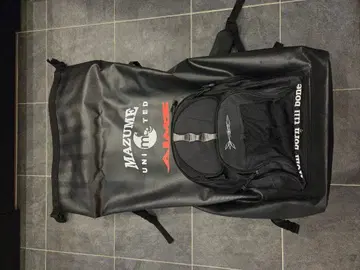 마즈메 x 에임스 워터프루프 백팩