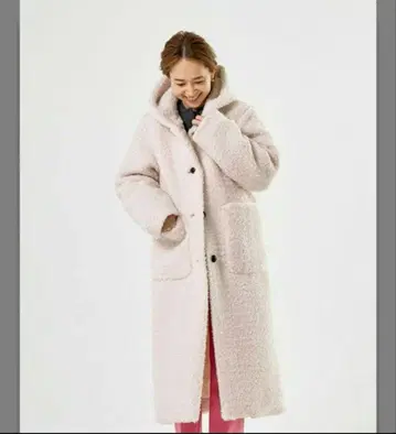 yori 스위트 보아 후드 롱 코트 2024