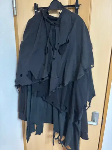 doublet 25 fw phantom frayed hoodie 블랙