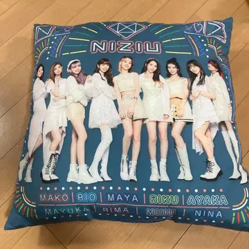 NiziU 멤버 쿠션 1등 복권