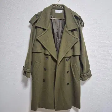 올리브 그린 더블 브레스트 롱 코트 한국 브랜드