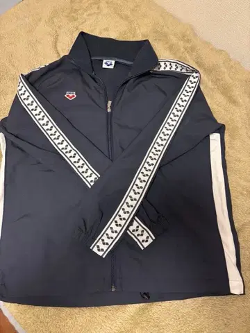 arena 네이비 집업 자켓