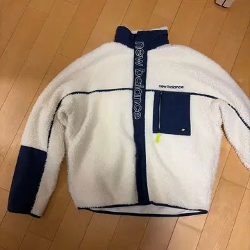 new balance 플리스 자켓 화이트/네이비