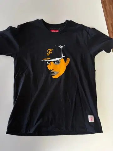 NEXUS7 블랙 T셔츠 안젤리나 졸리