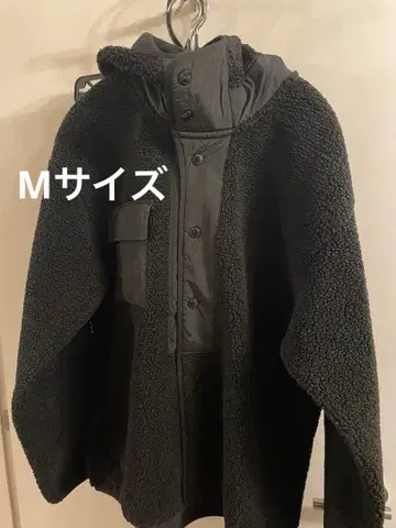 GU 보아 플리스 스냅 후드티 M 사이즈 블랙