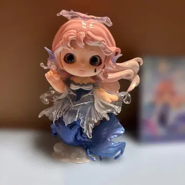 블라인드 박스 개봉 완료 인어 피규어