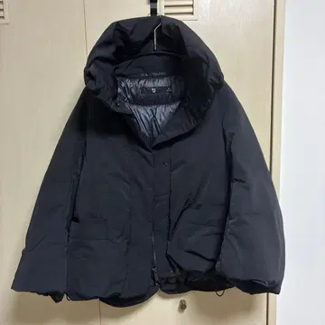 유니클로 +J 하이브리드 다운 자켓 네이비 S