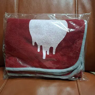 [ 미개봉 새상품 ] 어반갸루 피의 구슬 담요