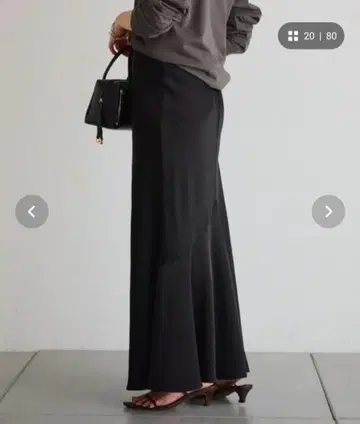 새틴 머메이드 스커트 (Web 한정판)