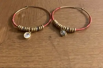 유품 정리 귀걸이 민족적 액세서리