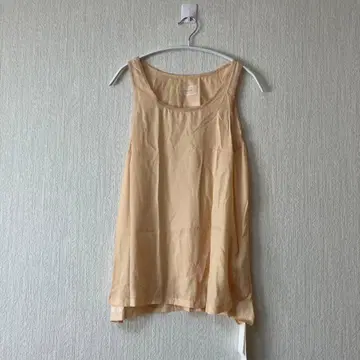 미사용 새상품 루프트 로브 튤 튜닉 슬리브리스 베이지