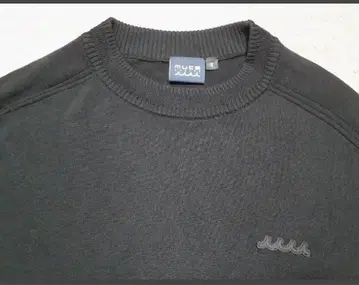 muta 블랙 크루넥 스웨터 사이즈 6