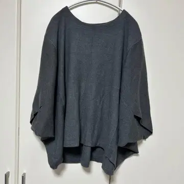 다크 그레이 쫀득 니트 돌먼 슬리브 스타일