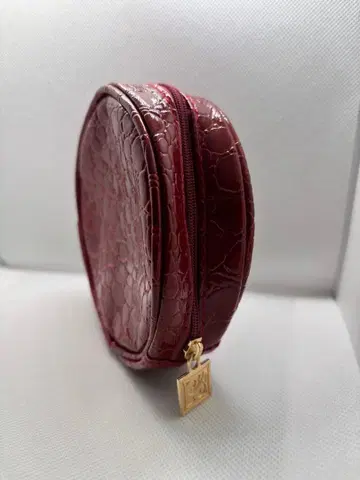 와인 레드 에나멜 파우치