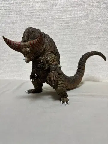 [개봉품] 제일복권 울트라맨 괴수극치 A상 고모라