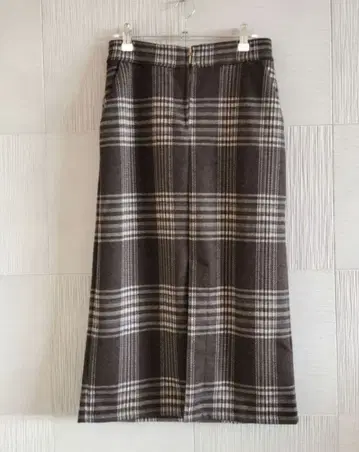 예카 베카 체크 무늬 스트레치 내로우 스커트