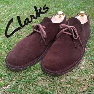 Clarks 브라운 스웨이드  부츠