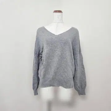 나노 V넥 니트 스웨터 캐시미어 울 사이드 슬릿